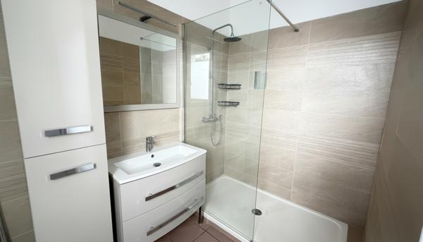 Maison à vendre à Talence - 5 pièces, 3 chambres, proche commodités