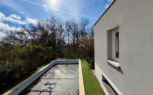 Maison à vendre    5 pièces • 157 m2 Bruguières