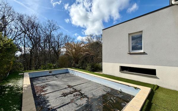 Maison à vendre    5 pièces • 157 m2 Bruguières