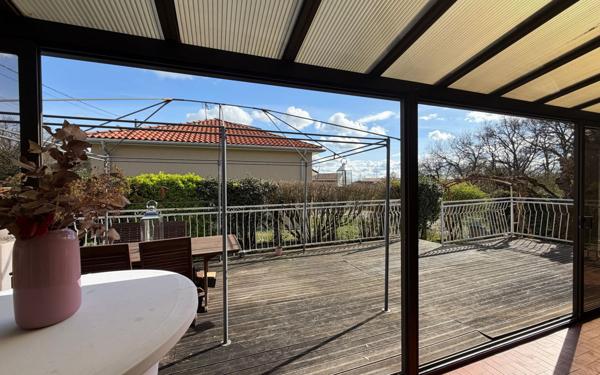 Maison à vendre    5 pièces • 157 m2 Bruguières