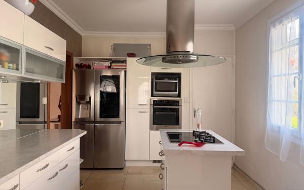 Maison à vendre    5 pièces • 157 m2 Bruguières