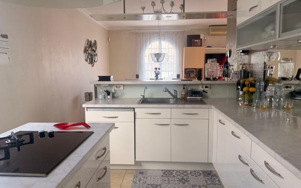 Maison à vendre    5 pièces • 157 m2 Bruguières