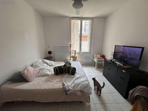 Immeuble de rapport à vendre à Toulon dans le Var (83000), ref : 14517/529   
LA LOUBIERE