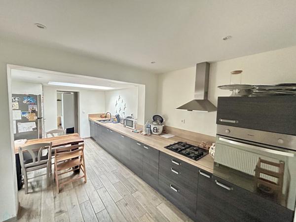 Maison avec beaucoup de charme.