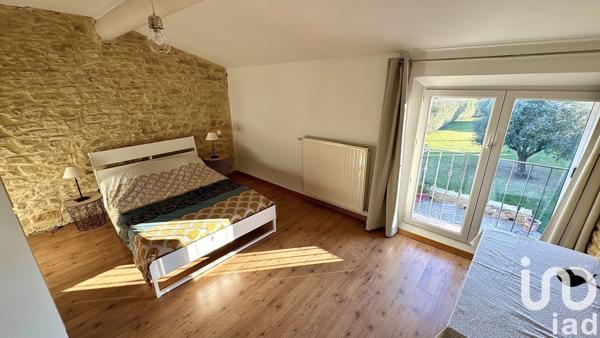 Demeure 10 pièces de 280 m² à Uchaux (84100)