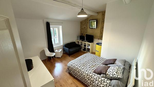 Demeure 10 pièces de 280 m² à Uchaux (84100)