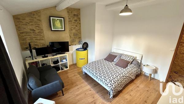 Demeure 10 pièces de 280 m² à Uchaux (84100)