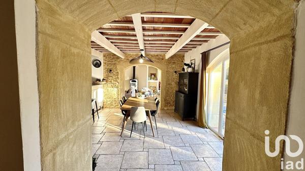 Demeure 10 pièces de 280 m² à Uchaux (84100)