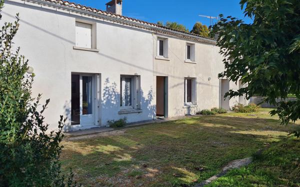 Maison à vendre    12 pièces •  Semussac