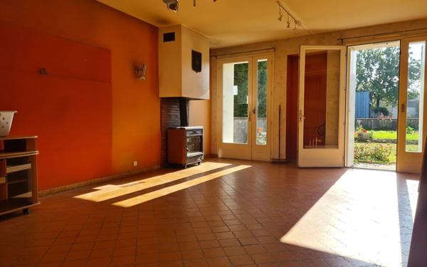 Maison à vendre    12 pièces •  Semussac