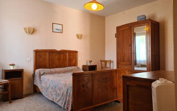 Maison à vendre    12 pièces •  Semussac