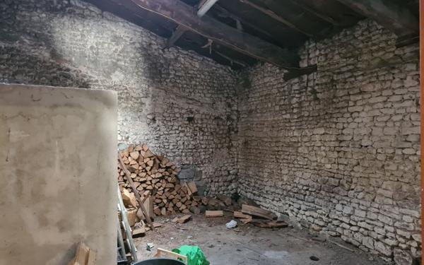 Maison à vendre    12 pièces •  Semussac