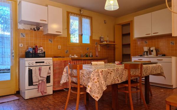 Maison à vendre    12 pièces •  Semussac