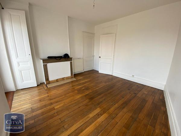 Appartement à louer 4 pièces 74.86m²