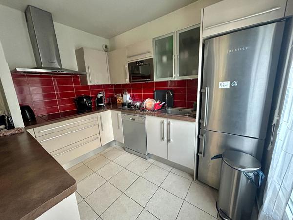 Appartement Poissy 4 pièce(s) 85.6 m2 €399 000 ** - Référence 8828