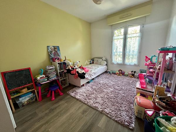 Appartement Poissy 4 pièce(s) 85.6 m2 €399 000 ** - Référence 8828