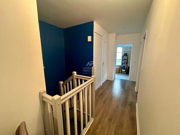 Appartement Poissy 4 pièce(s) 85.6 m2 €399 000 ** - Référence 8828