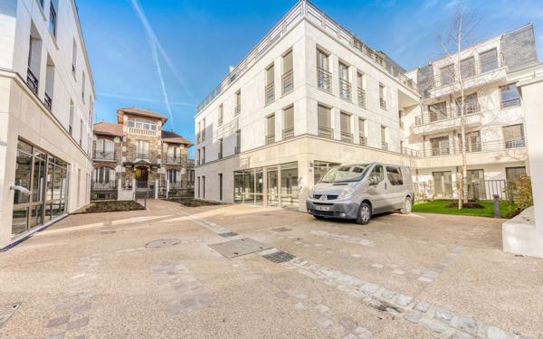 Appartement à louer    4 pièces • 85,02 m2 Maisons-Alfort