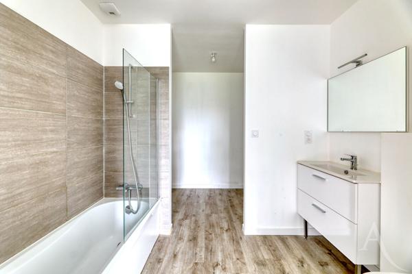 Maison 5 pièce(s) 84.14 m2