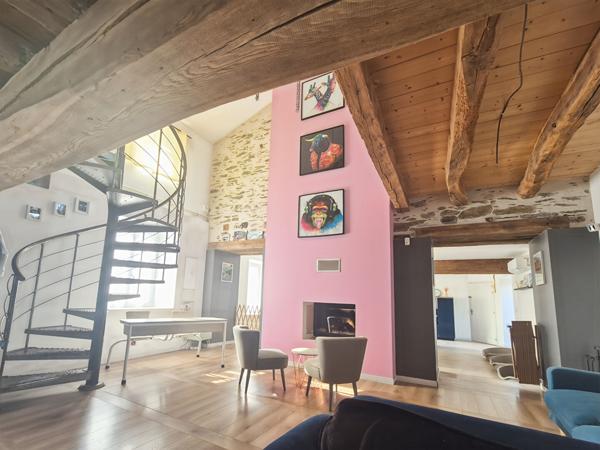 Magnifique longère familiale avec terrain 2000 m²env