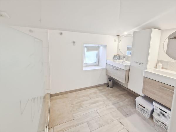 Magnifique longère familiale avec terrain 2000 m²env