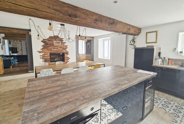 Magnifique longère familiale avec terrain 2000 m²env