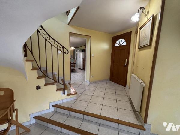 Spacieuse villa de 8 pièces à LAGNIEU (01150)