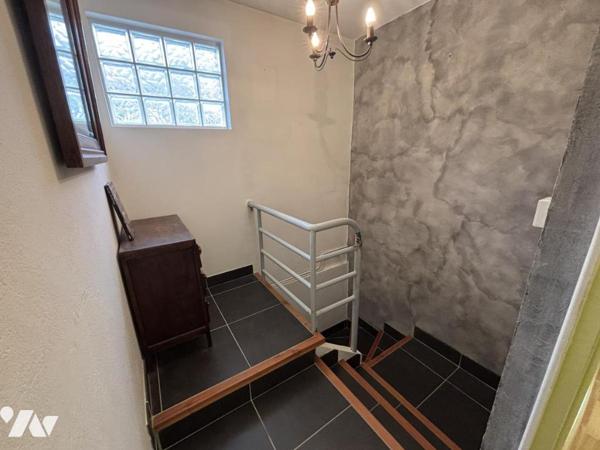 Spacieuse villa de 8 pièces à LAGNIEU (01150)