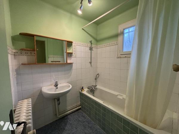 Spacieuse villa de 8 pièces à LAGNIEU (01150)