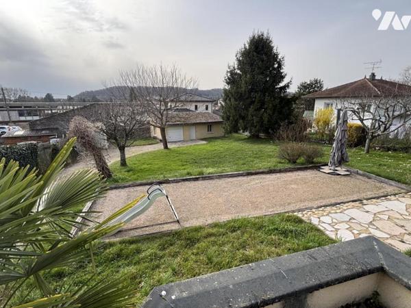 Spacieuse villa de 8 pièces à LAGNIEU (01150)