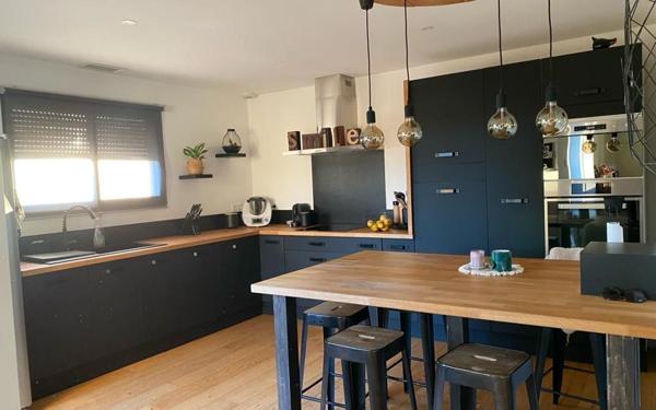 Maison à louer    4 pièces •  Sainte-Marie