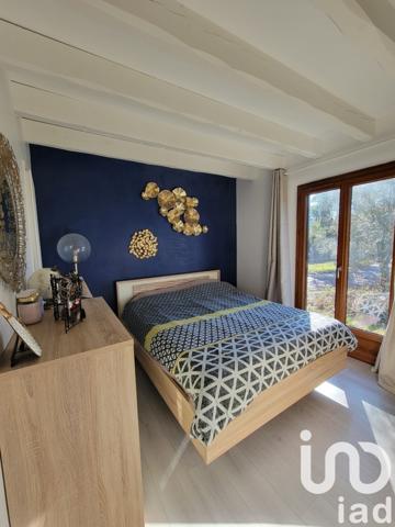 Maison traditionnelle 7 pièces de 148 m² à Mios (33380)