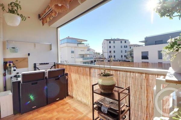 Appartement F2 à vendre  2 pièces - 41 m2 ST RAPHAEL - 83