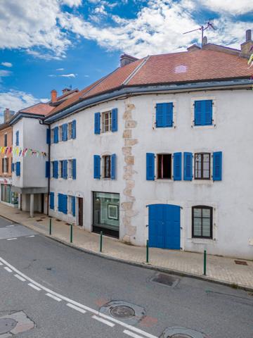 Maison de ville - 5 chambres et local commercial