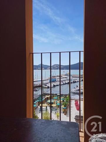 Appartement F5 à vendre  6 pièces - 98,13 m2 ST CYR SUR MER - 83
