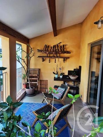 Appartement F5 à vendre  6 pièces - 98,13 m2 ST CYR SUR MER - 83