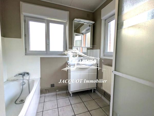 Vente immobilière : Maison à Halluin  4 pièces 86 m² 168 000 €- Jacquot Immobilier.