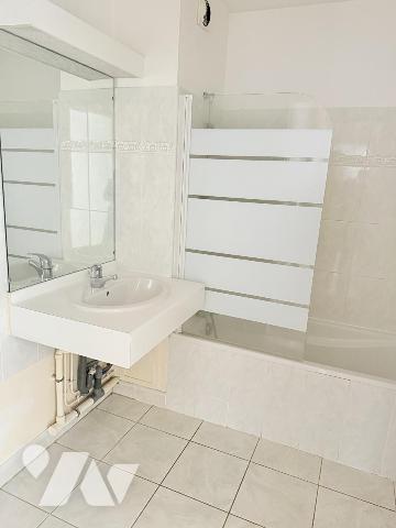 A VENDRE VANNES CENTRE VILLE APPT T2 61.50 m² + GARAGE (poss. T3)