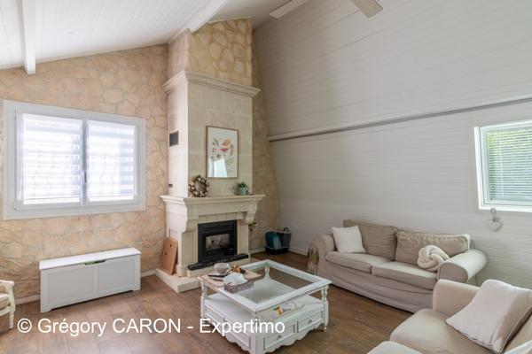 APPARTEMENT ATYPIQUE ESPRIT LOFT AVEC TERRASSE ET PARKING