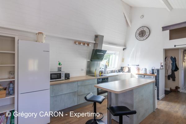 APPARTEMENT ATYPIQUE ESPRIT LOFT AVEC TERRASSE ET PARKING