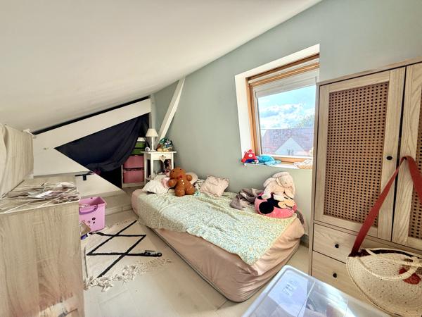 APPARTEMENT ATYPIQUE ESPRIT LOFT AVEC TERRASSE ET PARKING