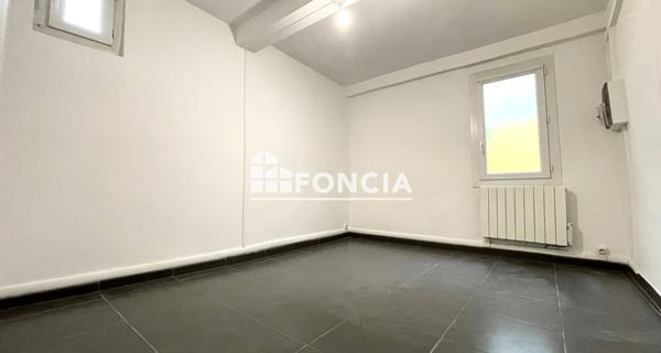 Location Appartement 3 pièces 47.97 m² - Toulon 83000