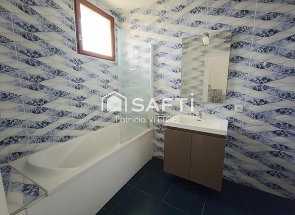 Maison 4 chambres dont une en rdc, 2 salles de bains, garage, terrain