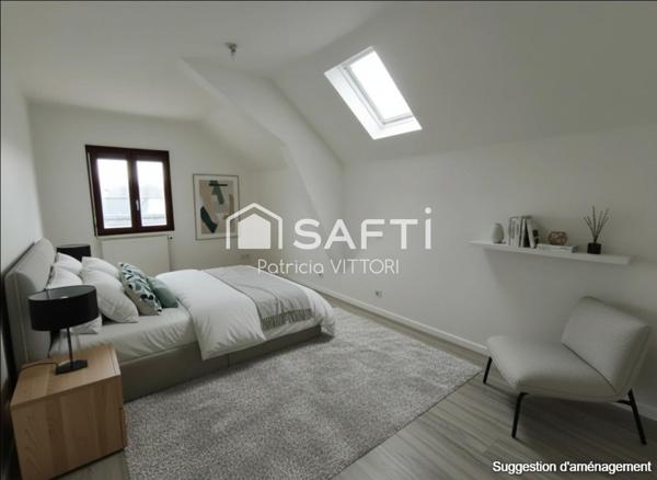 Maison 4 chambres dont une en rdc, 2 salles de bains, garage, terrain