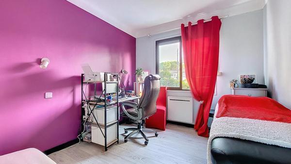 MAISON 3 FACES - PROCHE CENTRE - TERRAIN 570 m²