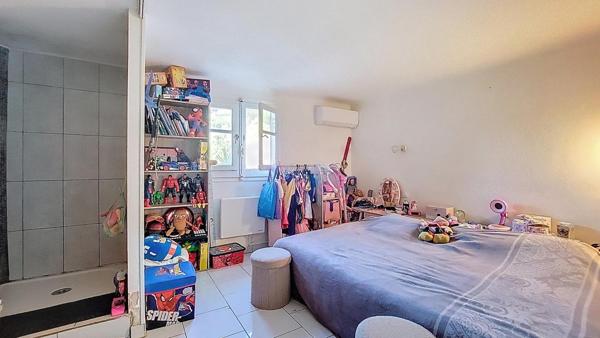 MAISON 3 FACES - PROCHE CENTRE - TERRAIN 570 m²