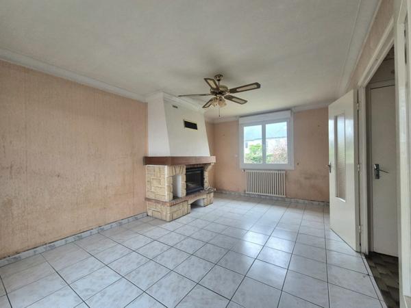 Maison jumelée 5 pièces - proche commodités et école