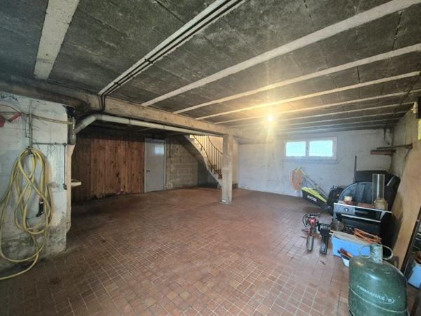 Maison jumelée 5 pièces - proche commodités et école