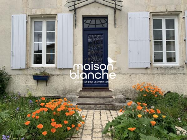 Ensemble immobilier au coeur de Surgères