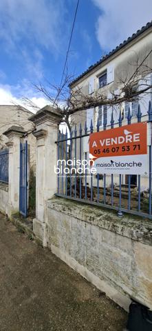 Ensemble immobilier au coeur de Surgères